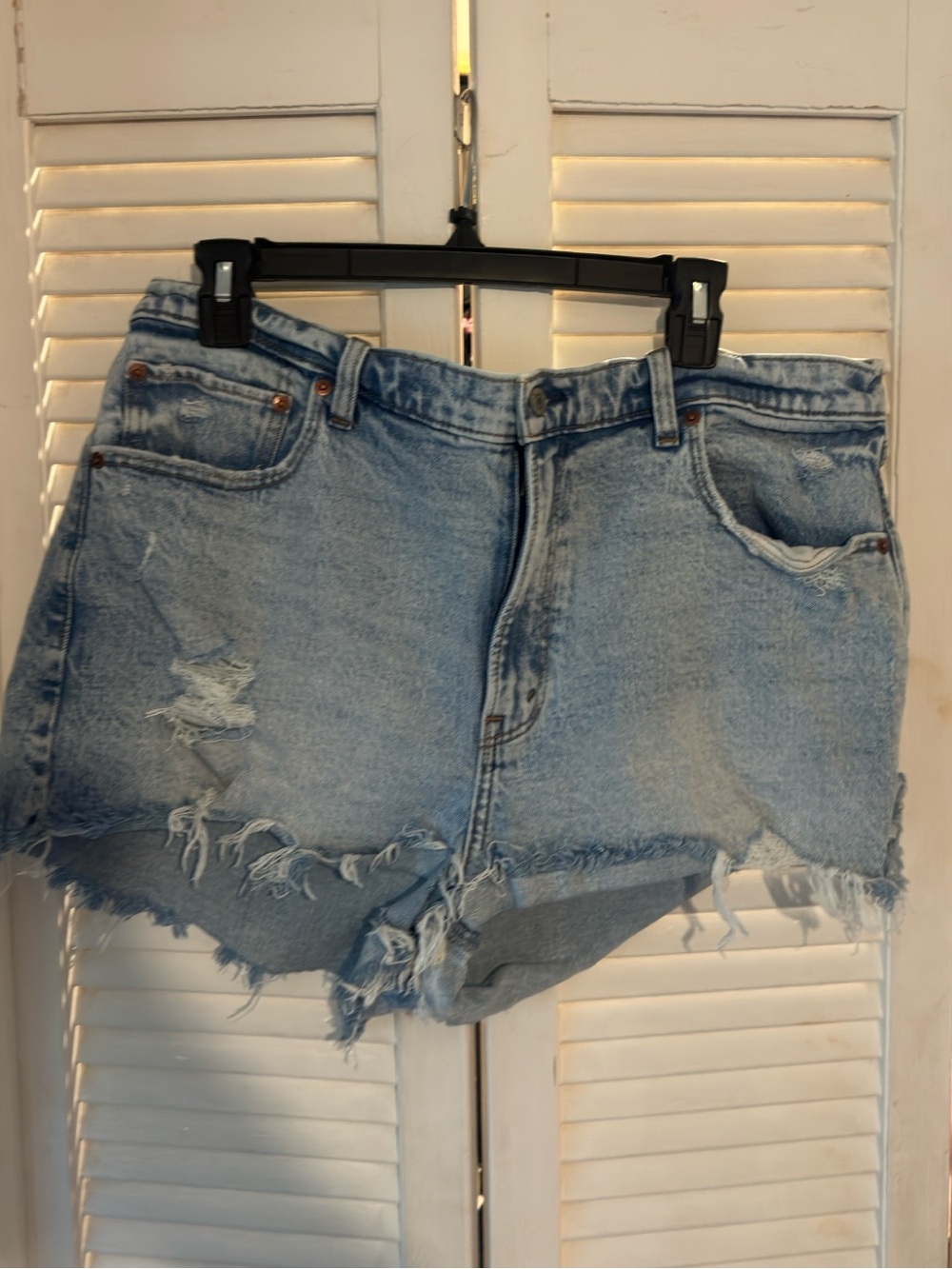Abercrombie & Fitch Light Wash Distressed Denim Shorts